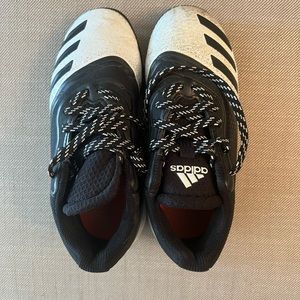 Boys adidas baseball/football cleats size 13 EUC